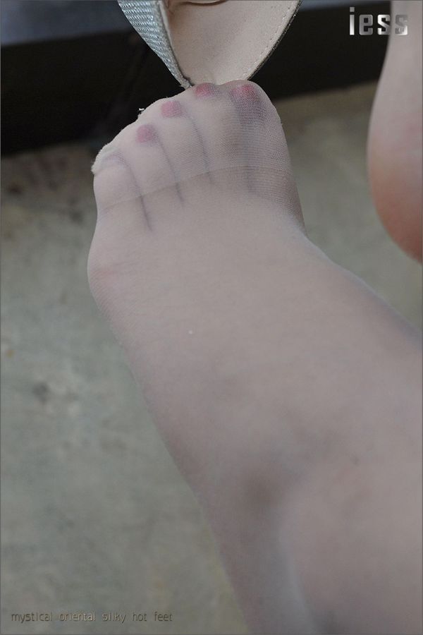 Silk Foot Bento 008 Zhang Xinyue "Silk Foot High Heels and Jeans 2" [IESS แปลกและน่าสนใจ]