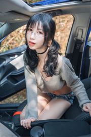 Todo mês su "Inside the Car" [COSPLAY Beautiful Girl]