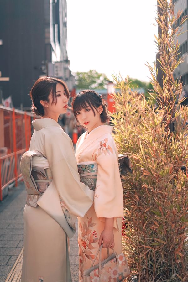 Coser Kurokawa e Asano Funko "Girls 'Mind 2"